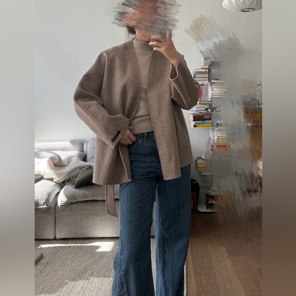 100% cashmere coat with removable strap